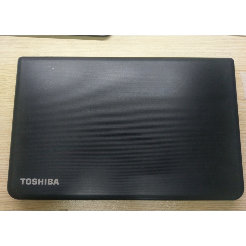 toshiba c50-a-156 laptopibg (1)